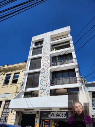Amplia Bodega en Venta — Bodega / Ofibodega en Venta en Zona 1, Guatemala, Ciudad — miniatura 1 de 7