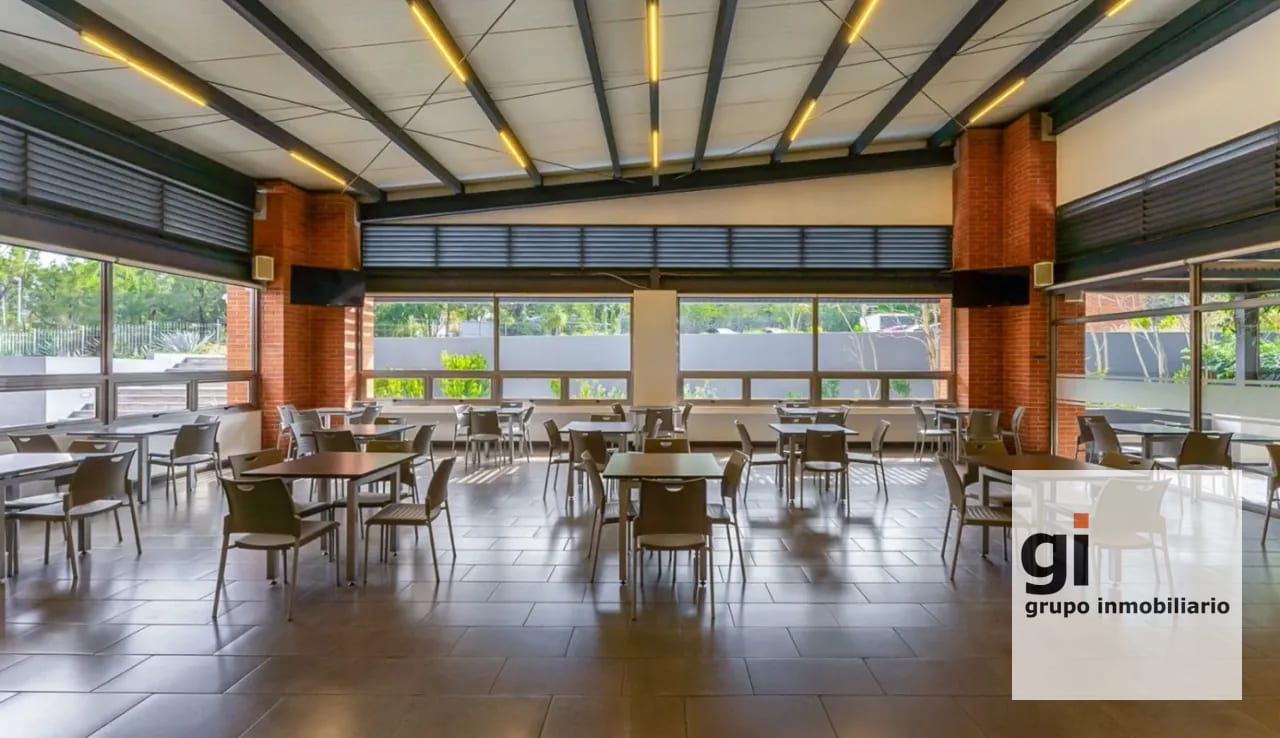 Interesante Propiedad en alquiler para Negocio, Academias, Universidades, Restaurantes, Negocios de Entretenimiento y más en zona 15. — Local en Alquiler en Zona 15, Guatemala, Ciudad — foto 9 de 11