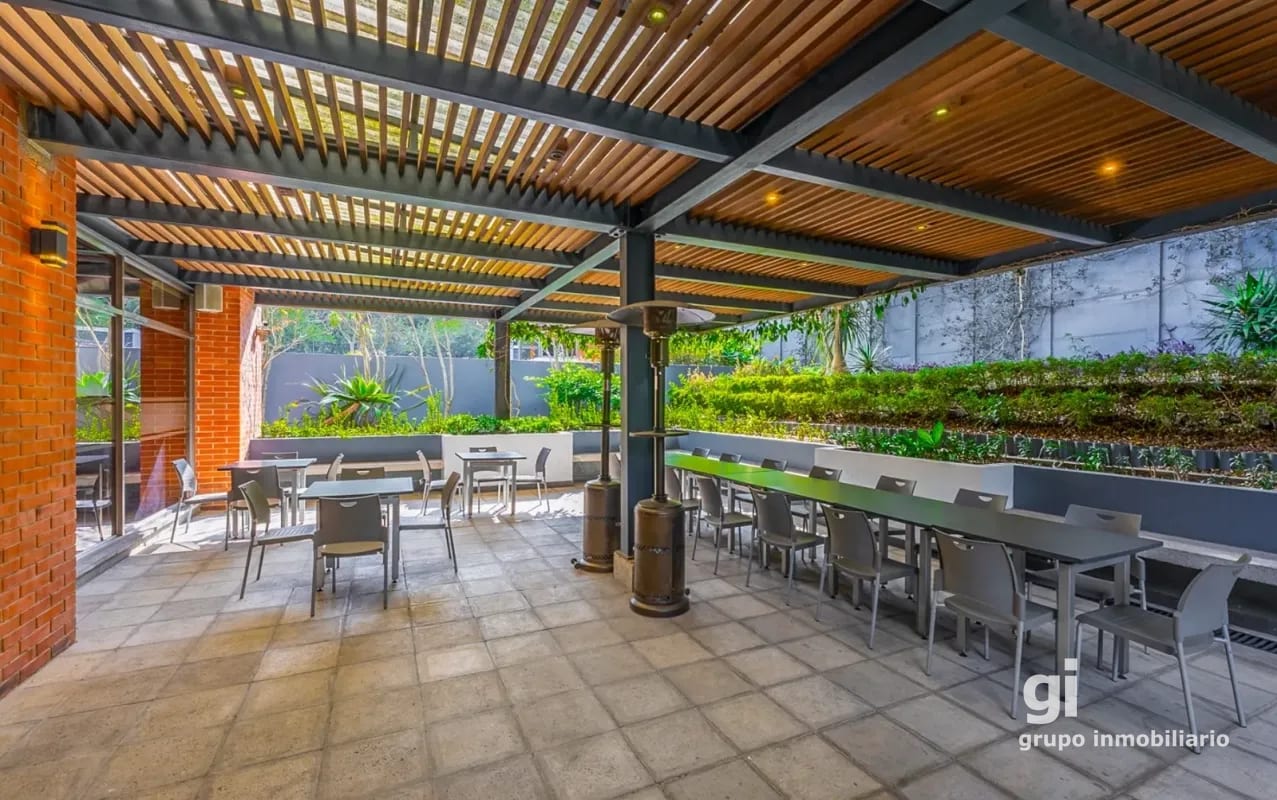 Interesante Propiedad en alquiler para Negocio, Academias, Universidades, Restaurantes, Negocios de Entretenimiento y más en zona 15. — Local en Alquiler en Zona 15, Guatemala, Ciudad — foto 8 de 11