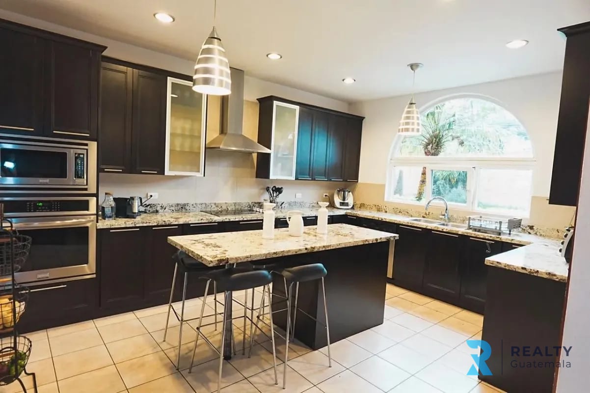 VENDO CASA CAES KILÓMETRO 19.4 Villas del Pinar — Casa en Venta en Carretera a El Salvador, Guatemala, Ciudad — foto 8 de 8
