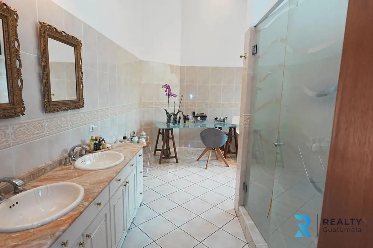 VENDO CASA CAES KILÓMETRO 19.4 Villas del Pinar — Casa en Venta en Carretera a El Salvador, Guatemala, Ciudad — foto 4 de 8