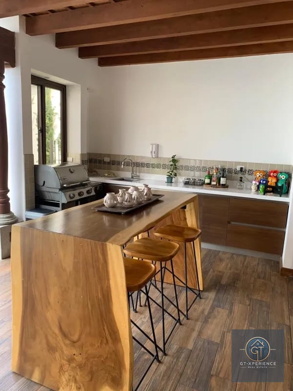 Linda casa en Antigua Guatemala, Condado El Obispo — Casa en Venta en Antigua, Sacatepéquez — foto 14 de 16