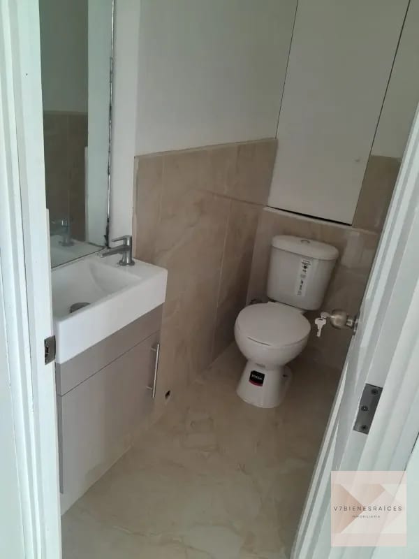 Local Elegante y Remodelado — Local en Venta en Zona 15, Guatemala, Ciudad — foto 3 de 4
