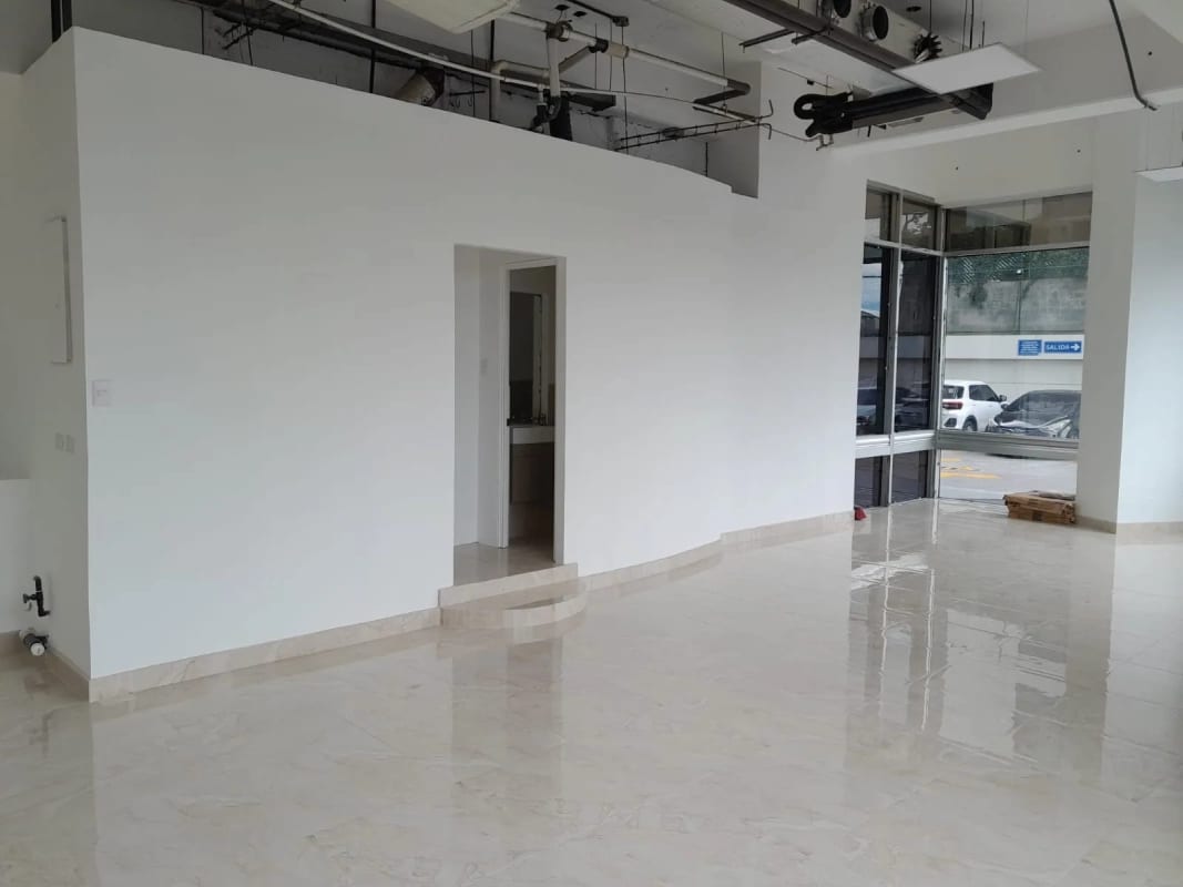 Local Elegante y Remodelado — Local en Venta en Zona 15, Guatemala, Ciudad — foto 2 de 4