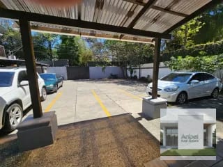 CASA de 282 m² en Alquiler, Uso exclusivo Oficinas con 11 Parqueos en Zona 10 — Casa en Alquiler en Zona 10, Guatemala, Ciudad — miniatura 1 de 10