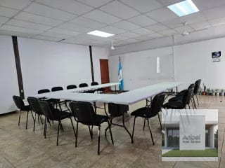 CASA de 282 m² en Alquiler, Uso exclusivo Oficinas con 11 Parqueos en Zona 10 — Casa en Alquiler en Zona 10, Guatemala, Ciudad — miniatura 9 de 10