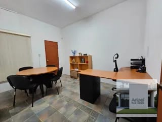 CASA de 282 m² en Alquiler, Uso exclusivo Oficinas con 11 Parqueos en Zona 10 — Casa en Alquiler en Zona 10, Guatemala, Ciudad — miniatura 8 de 10