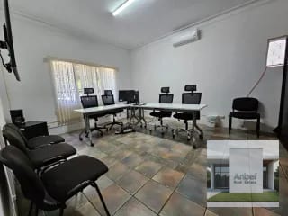 CASA de 282 m² en Alquiler, Uso exclusivo Oficinas con 11 Parqueos en Zona 10 — Casa en Alquiler en Zona 10, Guatemala, Ciudad — miniatura 6 de 10