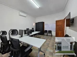 CASA de 282 m² en Alquiler, Uso exclusivo Oficinas con 11 Parqueos en Zona 10 — Casa en Alquiler en Zona 10, Guatemala, Ciudad — miniatura 5 de 10
