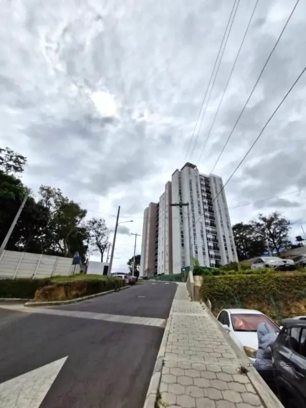 APARTAMENTO EN VENTA ZONA 10  DE MIXCO — Apartamento en Venta en Zona 10 Mixco, Guatemala, Ciudad — foto 2 de 9