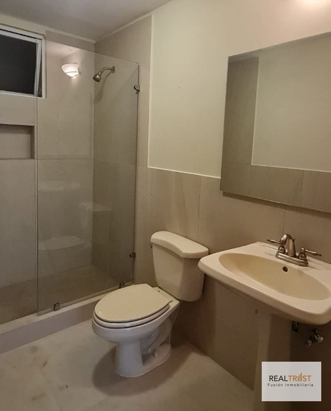 VENDO CASA EN PORTAL DEL BOSQUE KM. 22 CARRETERA AL SALVADOR — Casa en Venta en Portal del Bosque, Carretera a El Salvador, Guatemala, Ciudad — foto 4 de 17