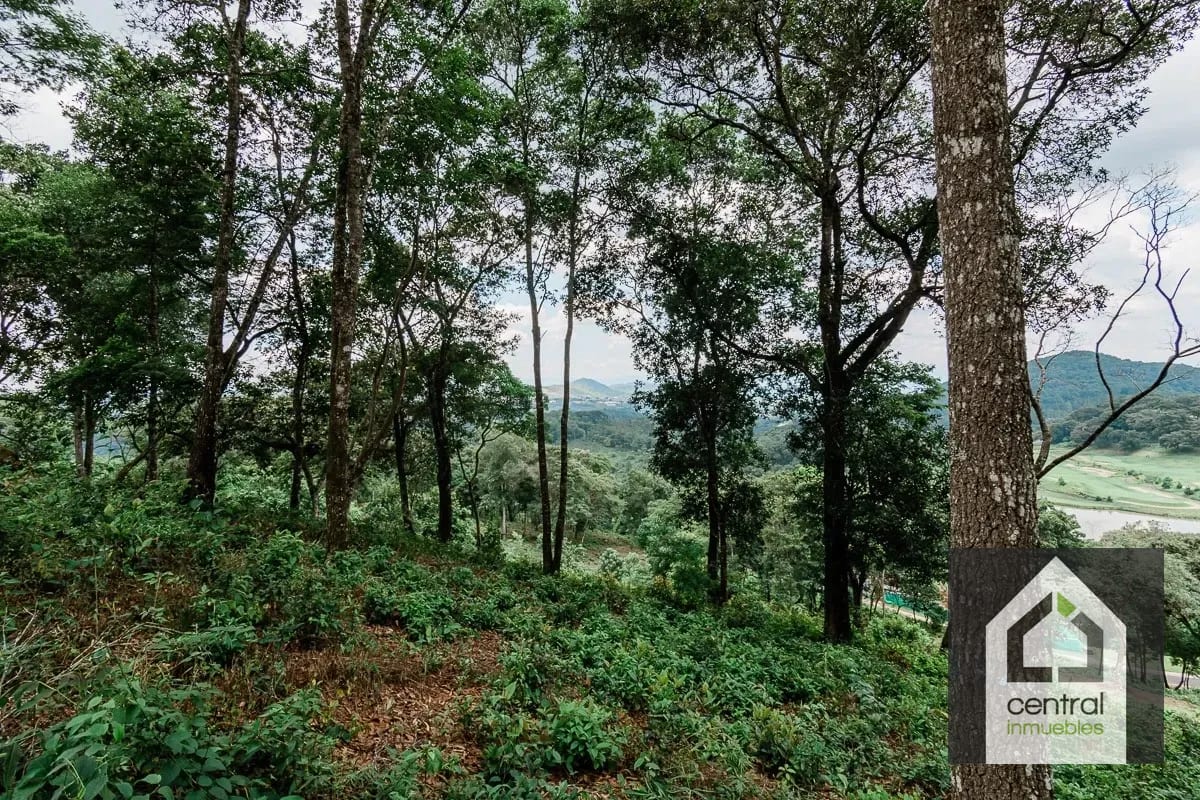 Terreno en venta con vistas premium en El Pulté Golf, zona 16 — Terreno en Venta en El Pulté Golf, Zona 16, Guatemala, Ciudad — foto 1 de 9