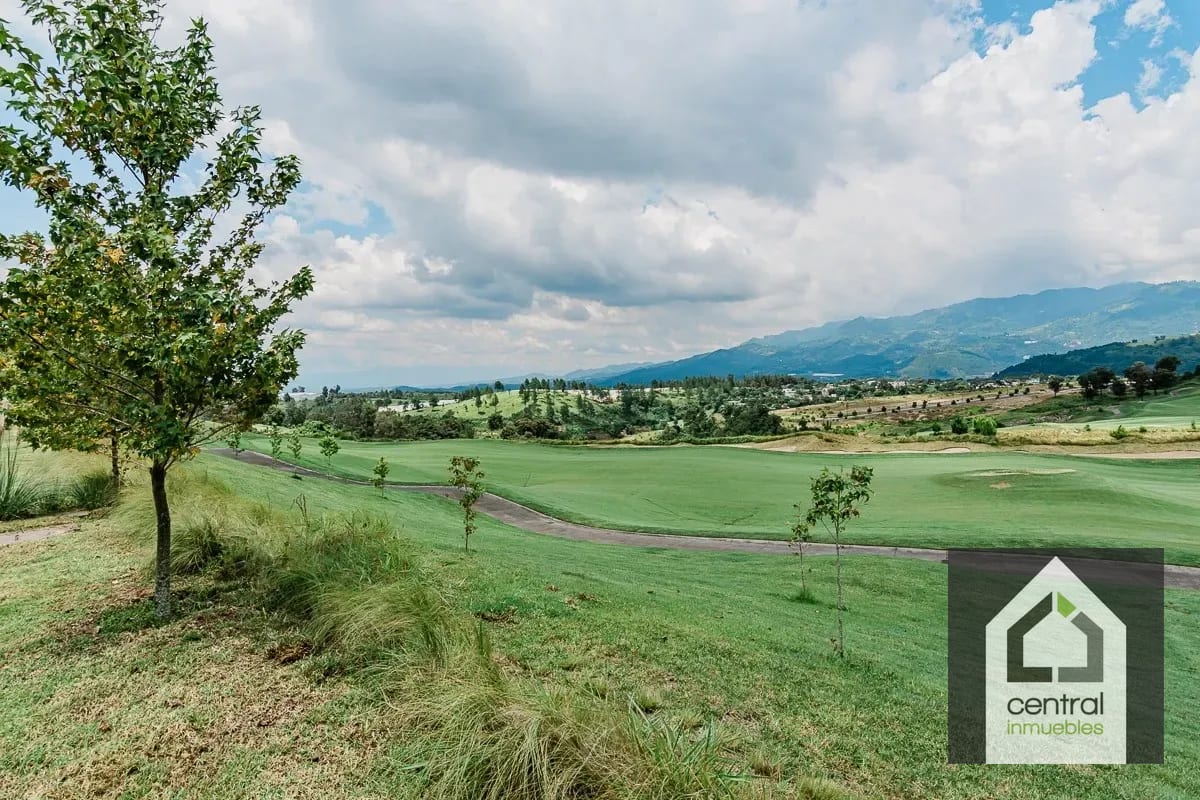 Terreno en venta con vistas premium en El Pulté Golf, zona 16 — Terreno en Venta en El Pulté Golf, Zona 16, Guatemala, Ciudad — foto 4 de 9