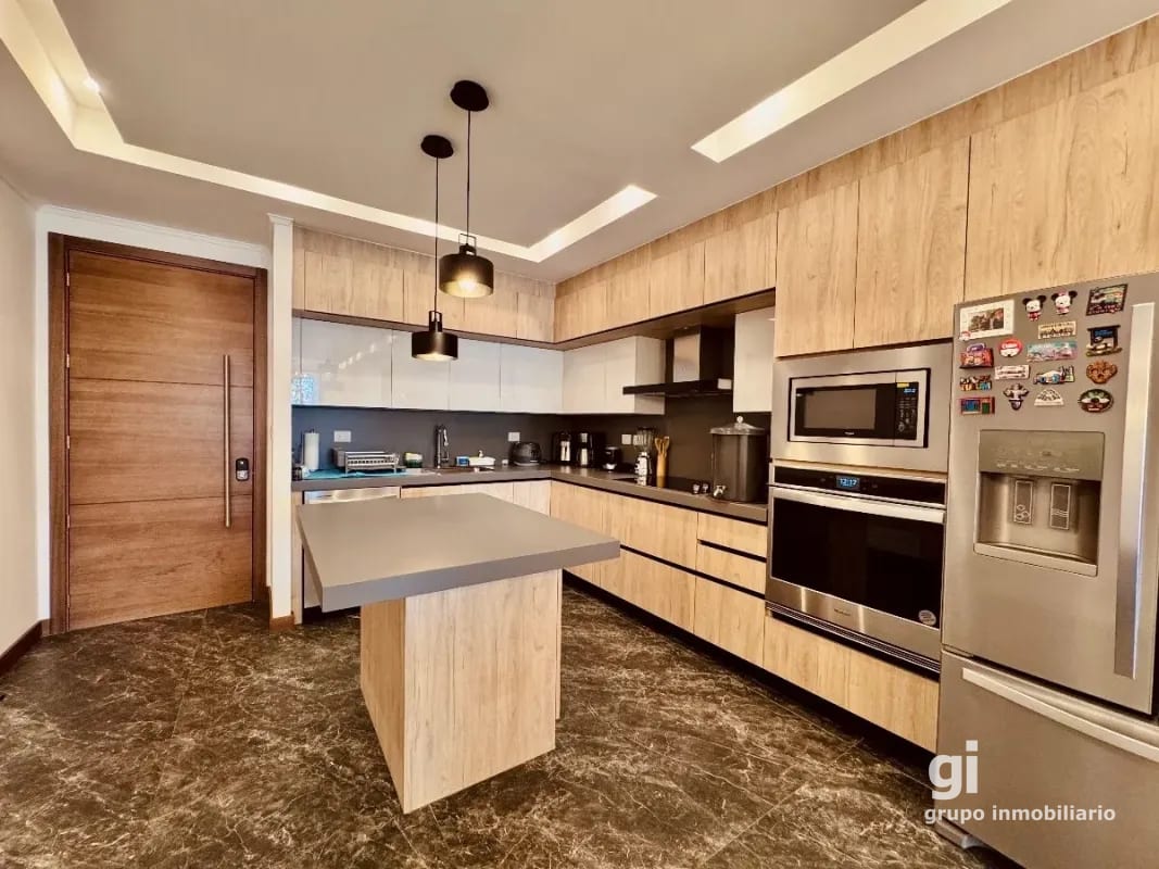 Apartamento en Venta en Zona 10 con Espacios Amplios y Funcionales + Amenidades Exclusivas — Apartamento en Venta en Zona 10, Guatemala, Ciudad — foto 1 de 17