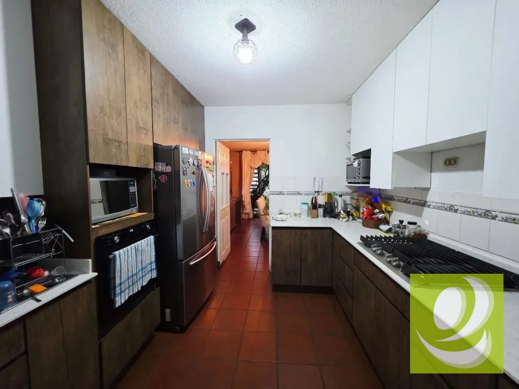VENDO CASA EN SAN CRISTOBAL SECTOR B4 ZONA 8 MIXCO — Casa en Venta en Richmond, Zona 8 Mixco, Guatemala, Ciudad — foto 2 de 9