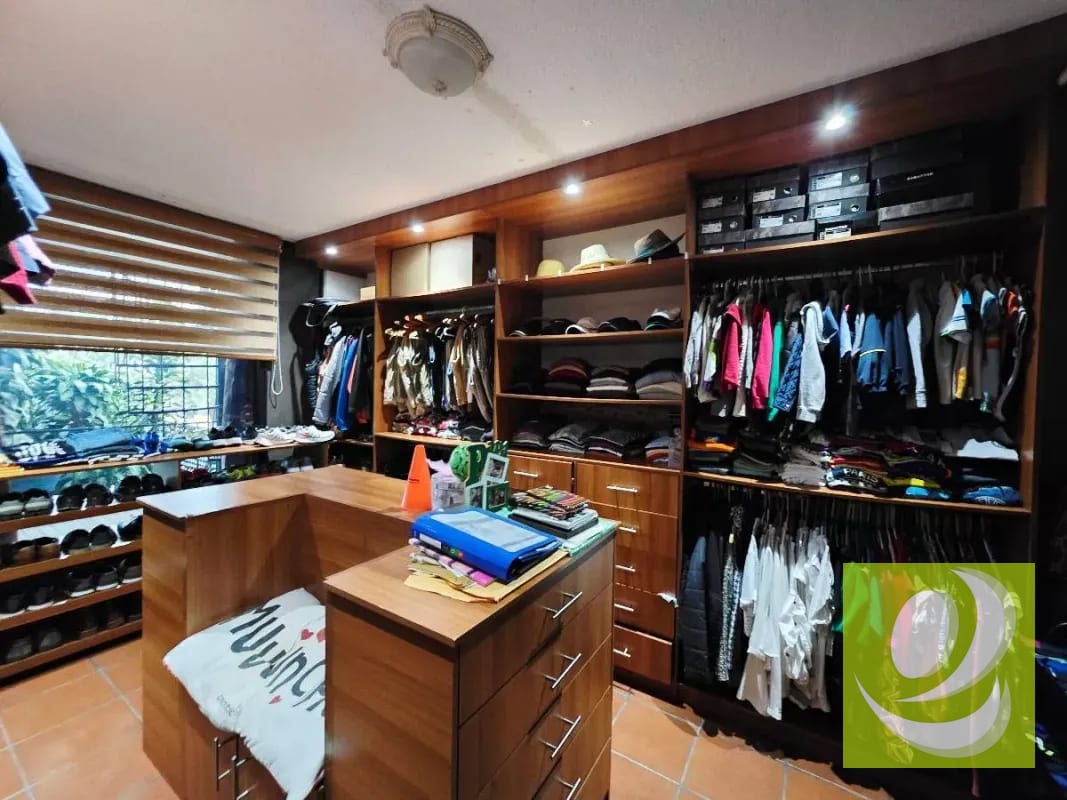 VENDO CASA EN SAN CRISTOBAL SECTOR B4 ZONA 8 MIXCO — Casa en Venta en Richmond, Zona 8 Mixco, Guatemala, Ciudad — foto 4 de 9