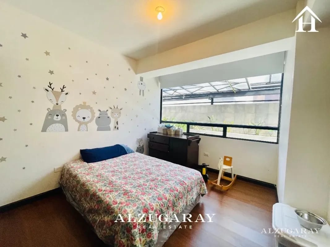 APTO AMPLIO BALCÓN 3 HAB. / EDIF. ZONA 16 — Apartamento en Venta en Zona 16, Guatemala, Ciudad — foto 4 de 10