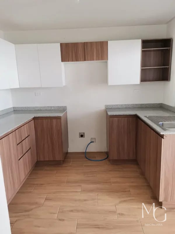 Vendo Casa en Fuentes del Valle II, San Miguel Dueñas — Casa en Venta en Fuentes Del Valle San Miguel, San Miguel Dueñas, Sacatepéquez — foto 5 de 6