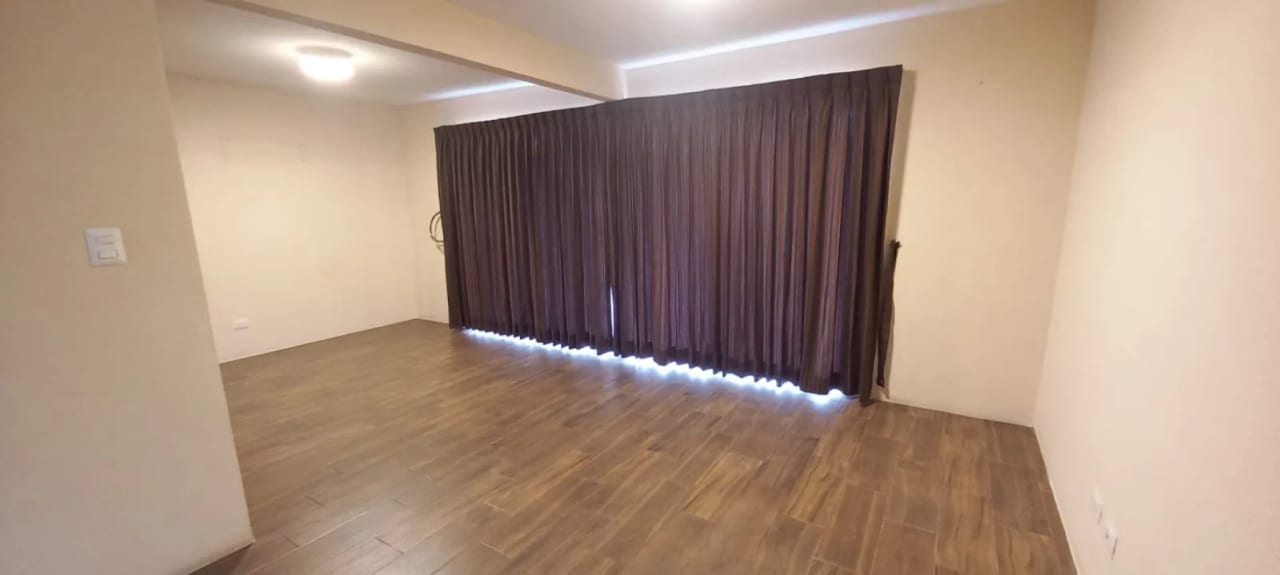 Linda y acogedora casa en Venta en Paseo Arrazola (CAES) — Casa en Venta en Carretera a El Salvador, Guatemala, Ciudad — foto 7 de 15