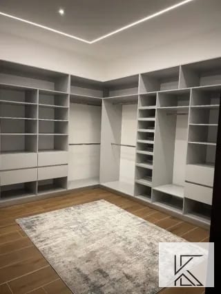 Moderno y Lujoso Penthouse en el Edificio Milenia, zona 10 — Apartamento en Venta en Milenia, Zona 10, Guatemala, Ciudad — miniatura 5 de 11