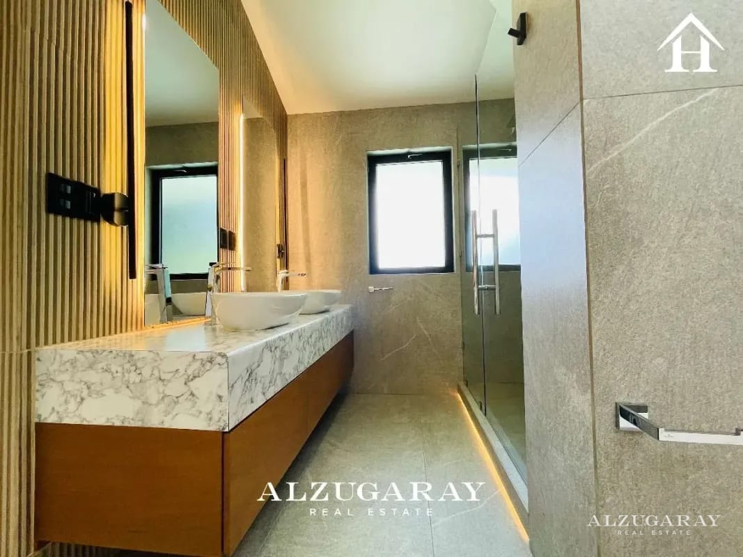 CASA C / JARDÍN Y PÉRGOLA - 3 HAB./ LAS ROTONDAS CAES — Casa en Venta en Carretera a El Salvador, Guatemala, Ciudad — foto 9 de 17