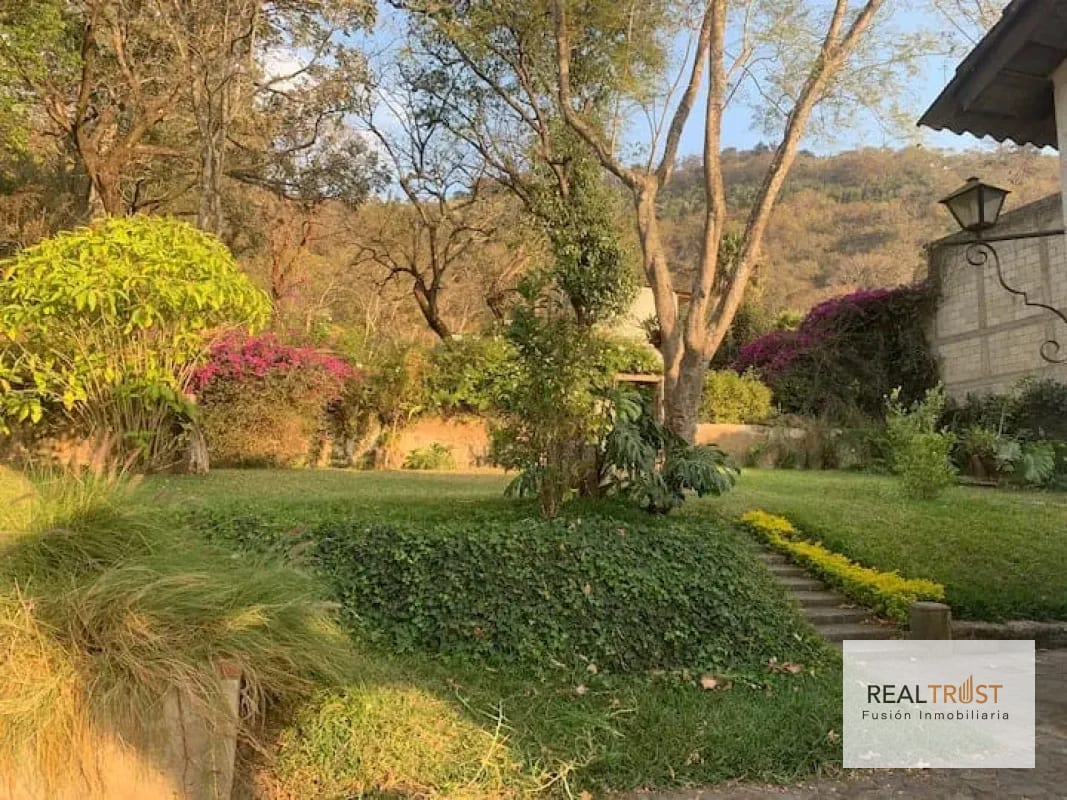 PROPIEDAD EN VENTA EN CASCO DE ANTIGUA GUATEMALA — Casa en Venta en Antigua, Sacatepéquez — foto 7 de 10