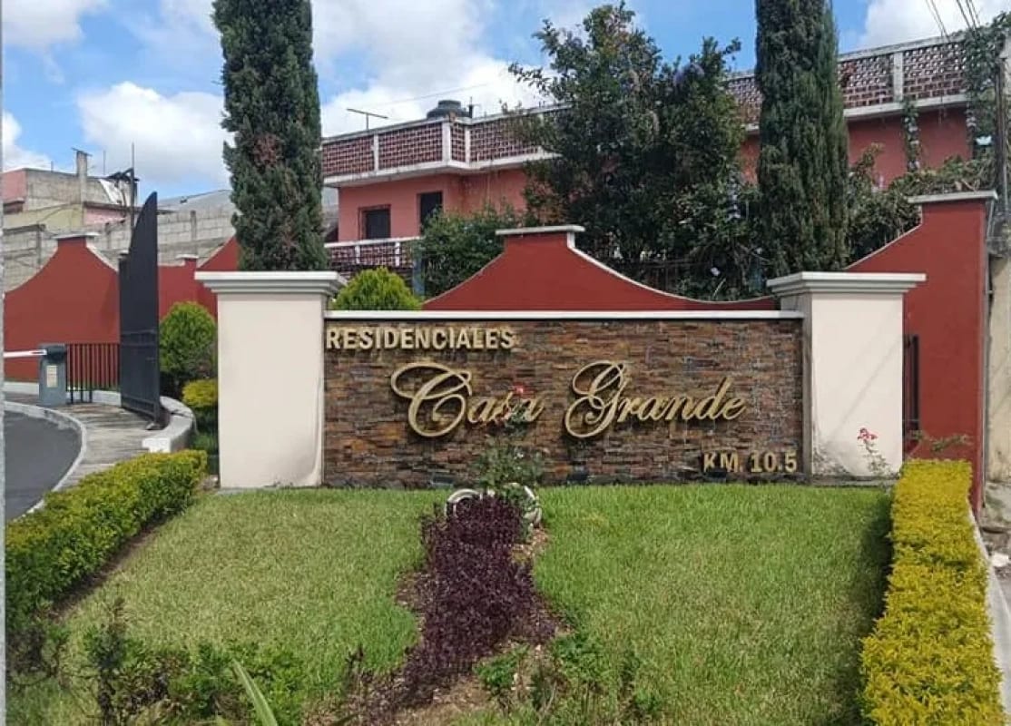 CASA EN VENTA En CASA GRANDE Km. 10 RUTA AL ATLANTICO — Casa en Venta en Carretera al Atlántico, Guatemala, Ciudad — foto 1 de 17