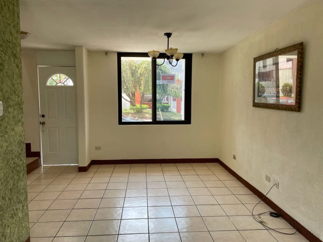 CASA EN VENTA En CASA GRANDE Km. 10 RUTA AL ATLANTICO — Casa en Venta en Carretera al Atlántico, Guatemala, Ciudad — foto 10 de 17