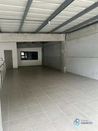 Bodega en renta en Zona 18 — Bodega / Ofibodega en Alquiler en Zona 18, Guatemala, Ciudad — miniatura 2 de 17