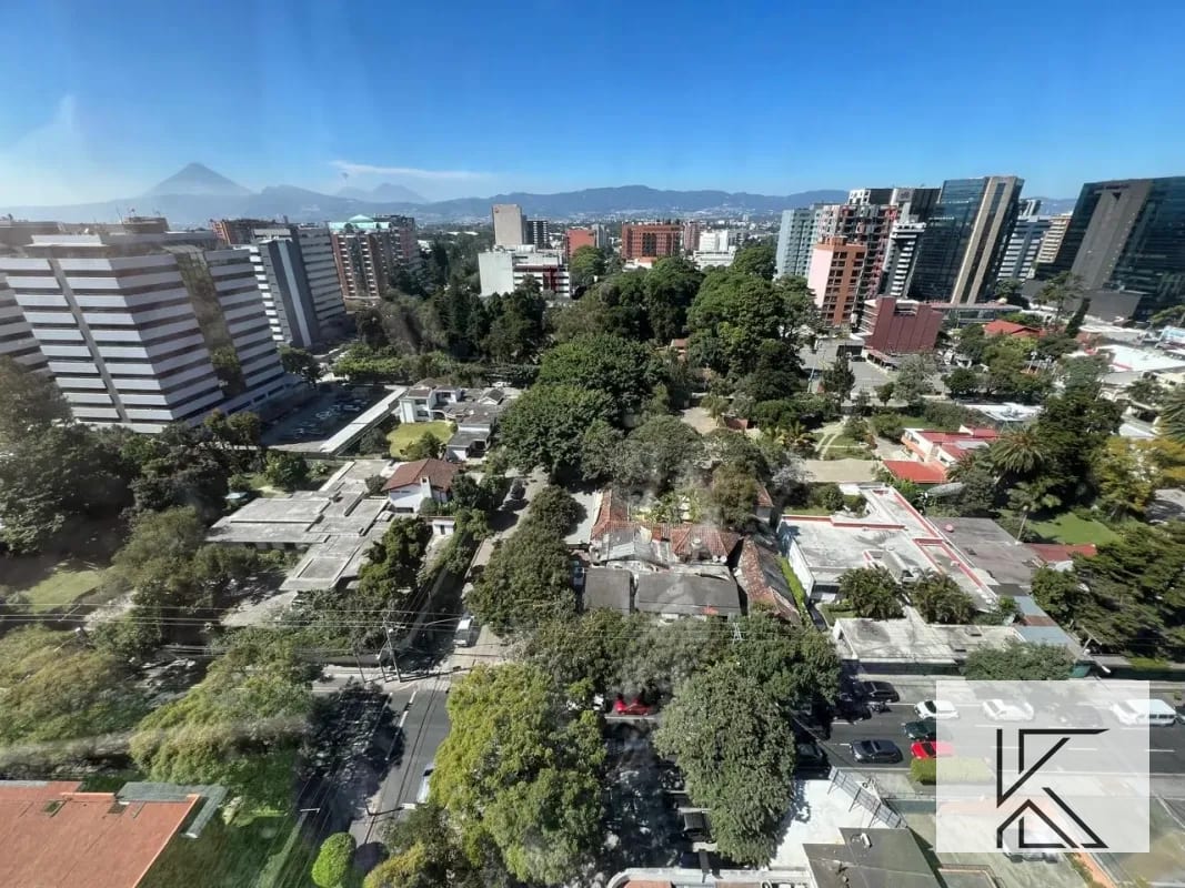 Centrico apartamento en ALQUILER en zona 10, en Casa Clara — Apartamento en Alquiler en Casa Clara, Zona 10, Guatemala, Ciudad — foto 2 de 8