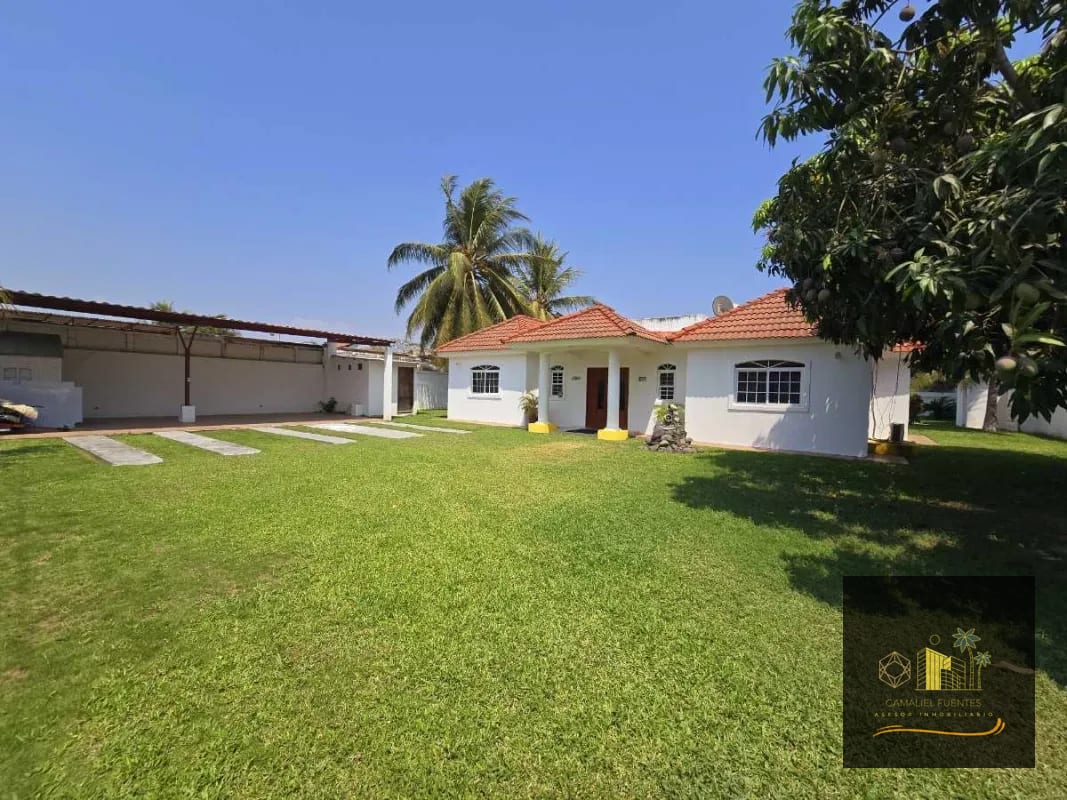 Chalet en Venta a 100 metros del mar — Casa vacacional en Venta en Costa Sur, Escuintla — foto 15 de 16