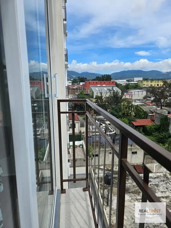 APARTAMENTO EN VENTA ZONA 11 A LA ALTURA DE CENTRO ESPAÑOL ROOSEVELT — Apartamento en Venta en Torre Zentia, Zona 11, Guatemala, Ciudad — foto 1 de 7