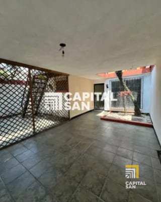 Casa en venta en San Cristóbal col Panorama de 6 habitaciones amplio jardín y apartamento independiente — Casa en Venta en *Otro / No especificar, Zona 8 Mixco, Guatemala, Ciudad — miniatura 11 de 11