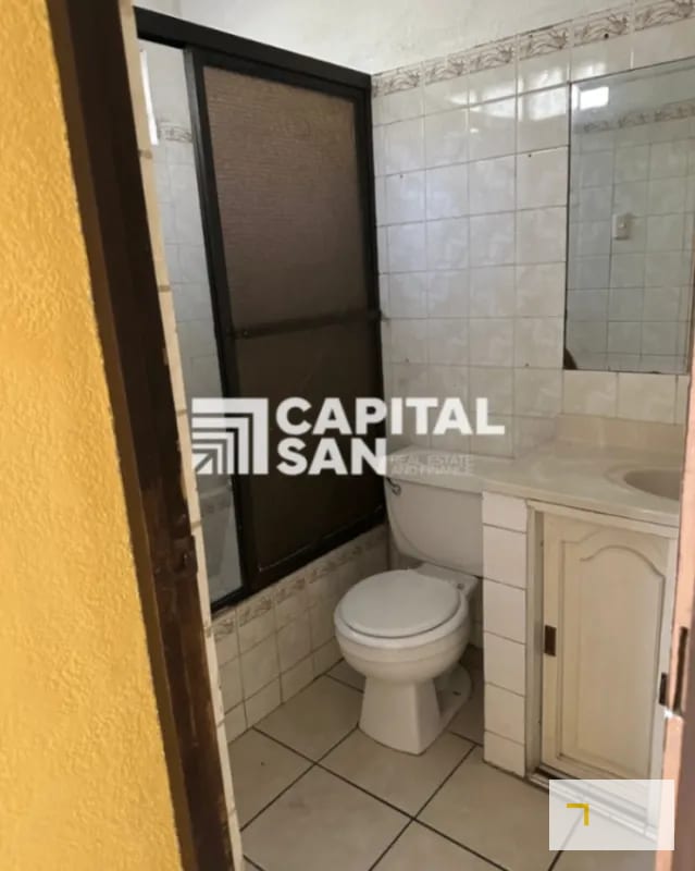 Casa en venta en San Cristóbal col Panorama de 6 habitaciones amplio jardín y apartamento independiente — Casa en Venta en *Otro / No especificar, Zona 8 Mixco, Guatemala, Ciudad — foto 8 de 11