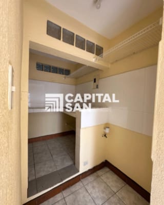 Casa en venta en San Cristóbal col Panorama de 6 habitaciones amplio jardín y apartamento independiente — Casa en Venta en *Otro / No especificar, Zona 8 Mixco, Guatemala, Ciudad — miniatura 7 de 11