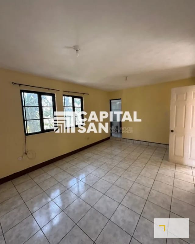 Casa en venta en San Cristóbal col Panorama de 6 habitaciones amplio jardín y apartamento independiente — Casa en Venta en *Otro / No especificar, Zona 8 Mixco, Guatemala, Ciudad — foto 6 de 11