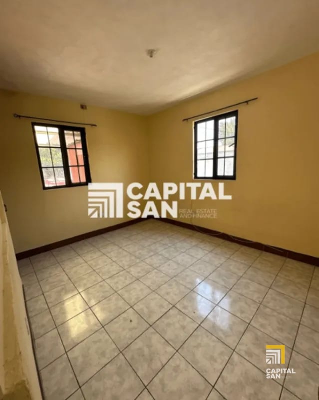 Casa en venta en San Cristóbal col Panorama de 6 habitaciones amplio jardín y apartamento independiente — Casa en Venta en *Otro / No especificar, Zona 8 Mixco, Guatemala, Ciudad — foto 4 de 11