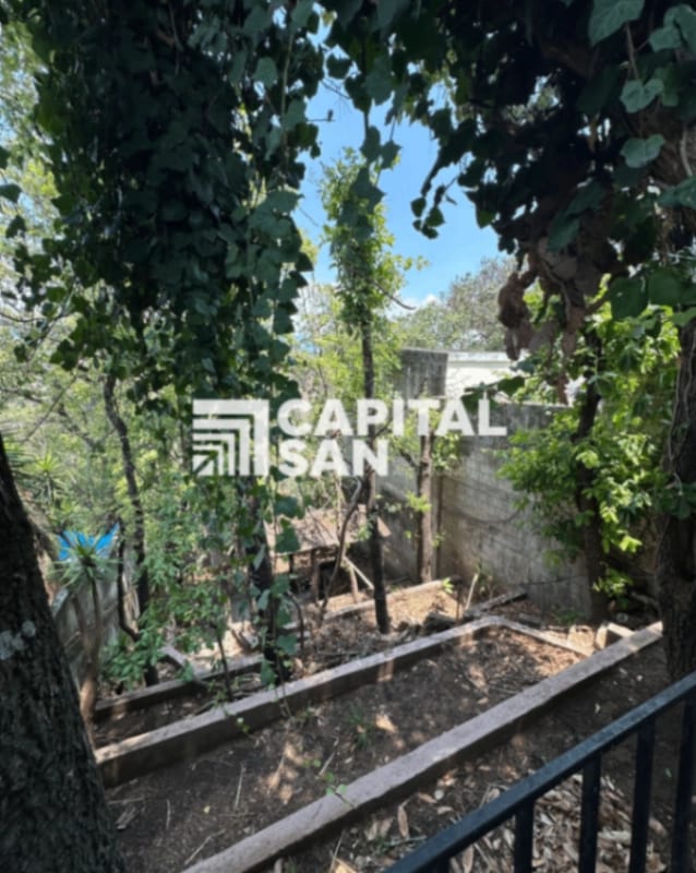 Casa en venta en San Cristóbal col Panorama de 6 habitaciones amplio jardín y apartamento independiente — Casa en Venta en *Otro / No especificar, Zona 8 Mixco, Guatemala, Ciudad — foto 4 de 11