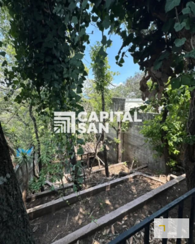 Casa en venta en San Cristóbal col Panorama de 6 habitaciones amplio jardín y apartamento independiente — Casa en Venta en *Otro / No especificar, Zona 8 Mixco, Guatemala, Ciudad — foto 4 de 11