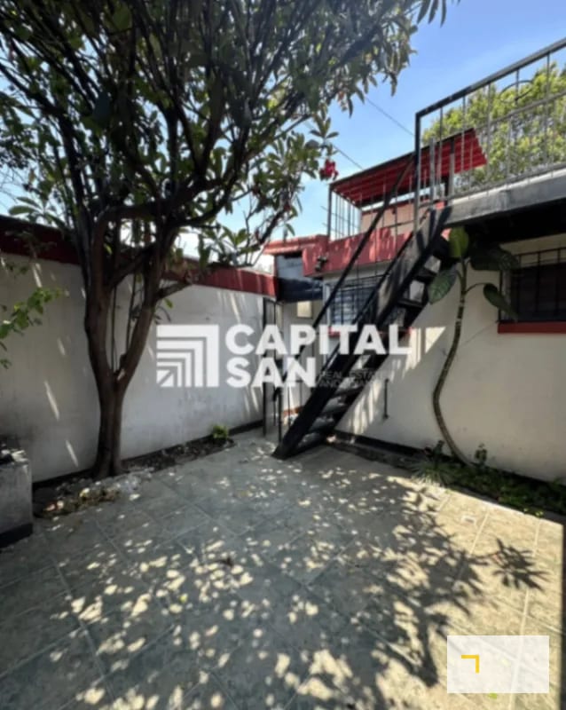 Casa en venta en San Cristóbal col Panorama de 6 habitaciones amplio jardín y apartamento independiente — Casa en Venta en *Otro / No especificar, Zona 8 Mixco, Guatemala, Ciudad — foto 3 de 11