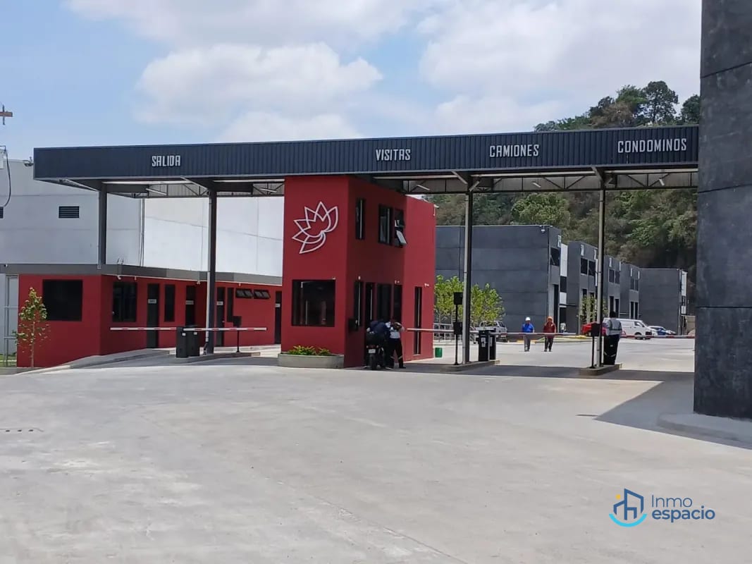 Bodega en renta en Zona 18 — Bodega / Ofibodega en Alquiler en Zona 18, Guatemala, Ciudad — foto 1 de 17