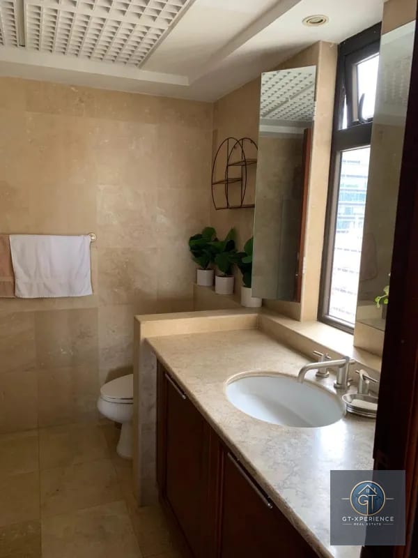 Lindo apartamento amueblado en Tiffany II Zona 10 — Apartamento en Venta en Zona 10, Guatemala, Ciudad — foto 4 de 16