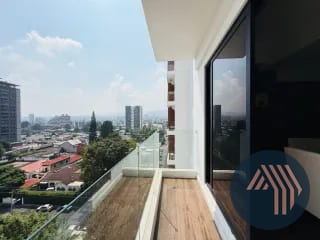 VENTA DE HERMOSO APARTAMENTO - MORETTI, ZONA 10 — Apartamento en Venta en Moretti, Zona 10, Guatemala, Ciudad — miniatura 10 de 15