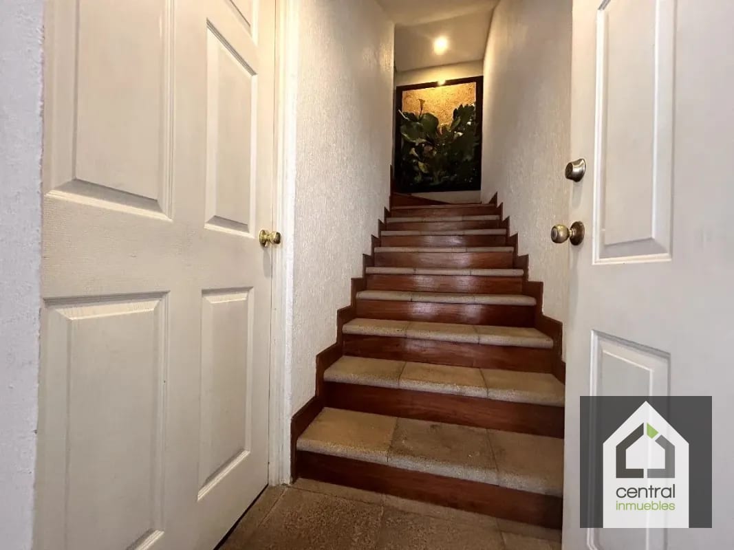 Casa en venta, Condominio La Laguna, Colonia Santa Rosalía, CAES — Casa en Venta en Santa Rosalia La Laguna, Carretera a El Salvador, Guatemala, Ciudad — foto 16 de 17