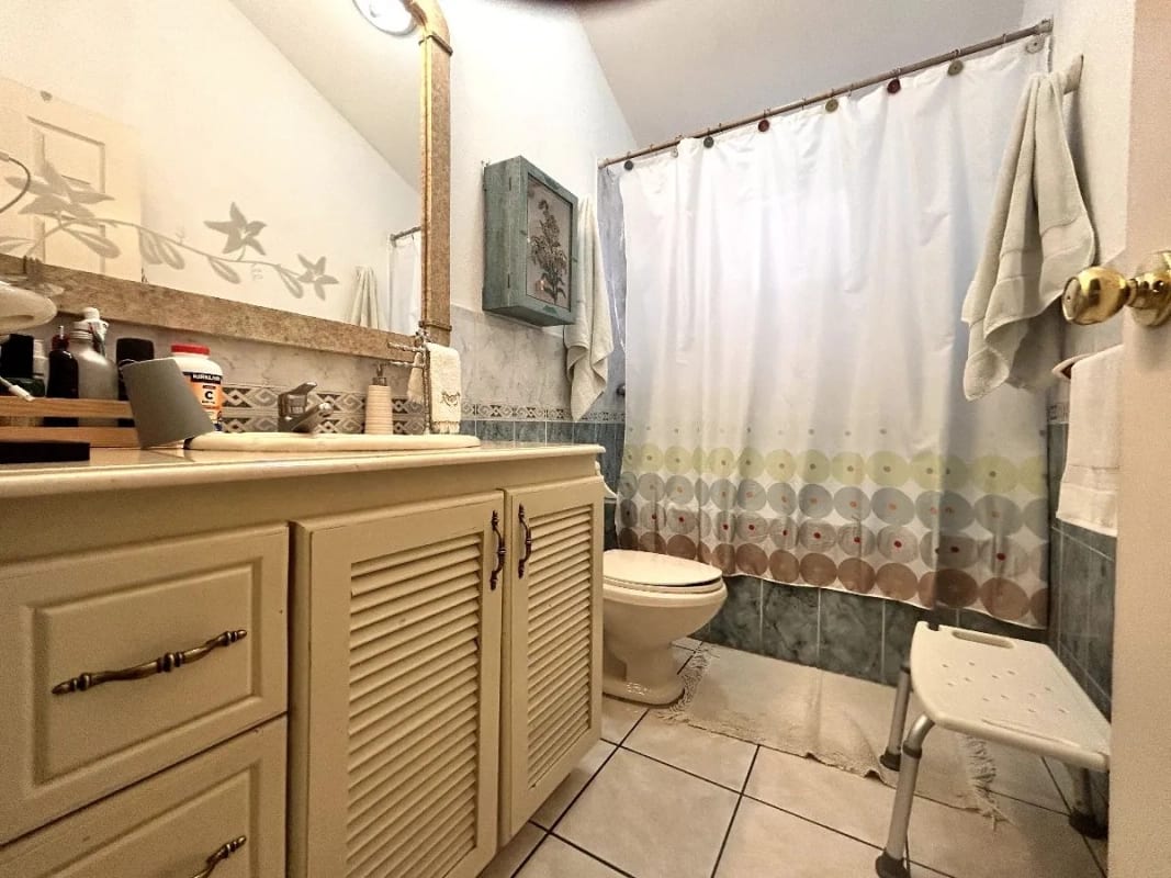 Casa en venta, Condominio La Laguna, Colonia Santa Rosalía, CAES — Casa en Venta en Santa Rosalia La Laguna, Carretera a El Salvador, Guatemala, Ciudad — foto 12 de 17