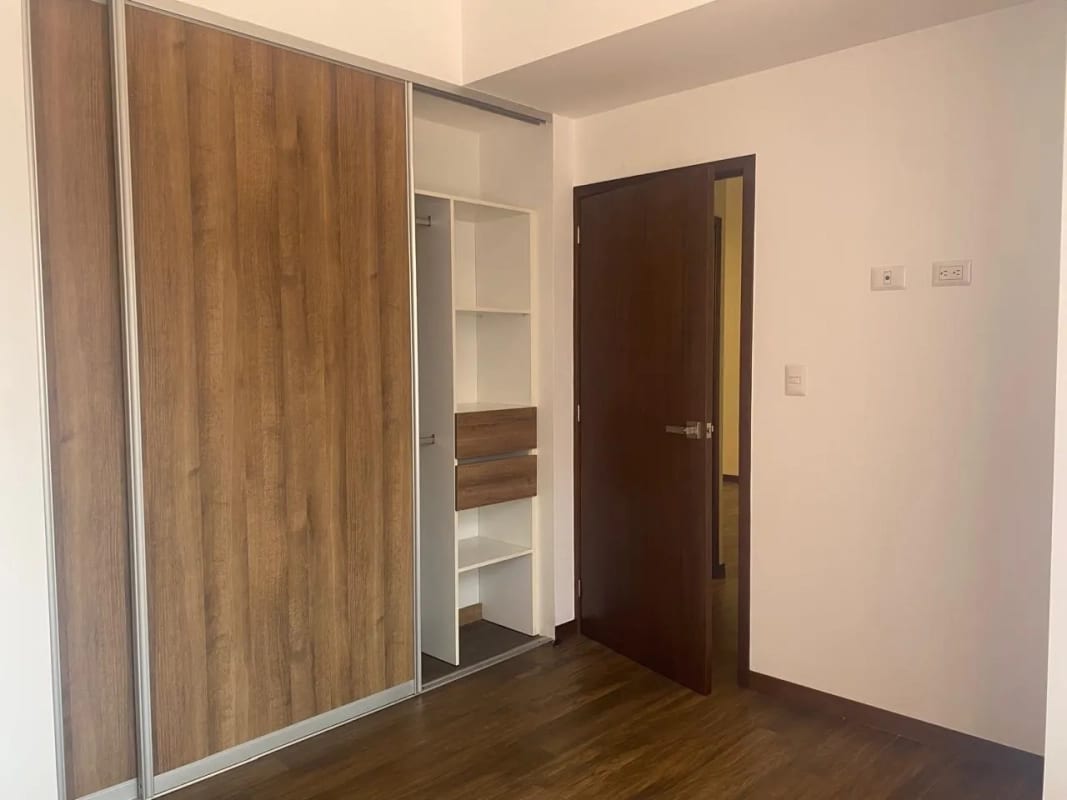 CASA ACUEDUCTO, Zona 10 — Apartamento en Venta en Zona 10, Guatemala, Ciudad — foto 4 de 8