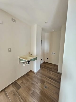 Vendo apartamento en zona 11 sobre la Roosevelt a la altura de centro españo — Apartamento en Alquiler en Zona 11, Guatemala, Ciudad — miniatura 8 de 8