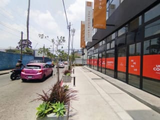 ¡Tu próximo punto de exito te espera en Local Fiamene Z. 10 — Local en Alquiler en Fiamene, Zona 10, Guatemala, Ciudad — miniatura 3 de 8