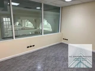 Oficina en renta Europlaza — Oficina en Alquiler en Europlaza, Zona 14, Guatemala, Ciudad — miniatura 5 de 9