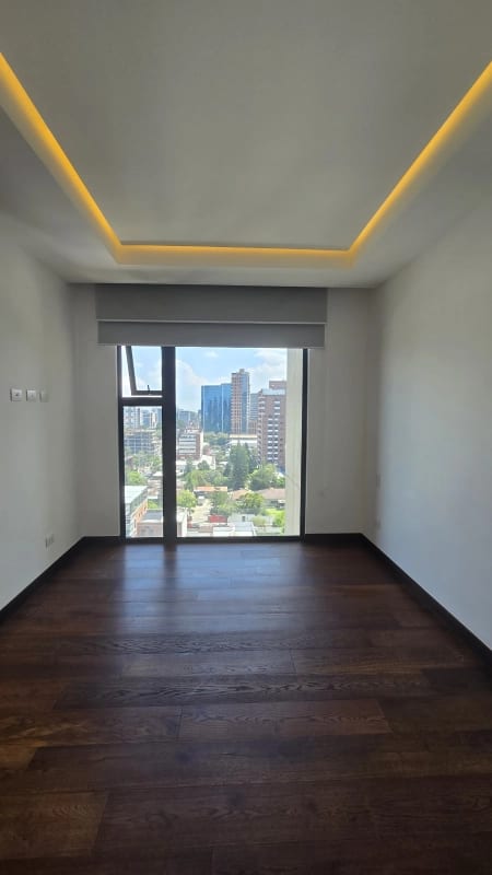 Se Alquila Apto. Edificio Vasanta, Zona 10. - Miniatura 8